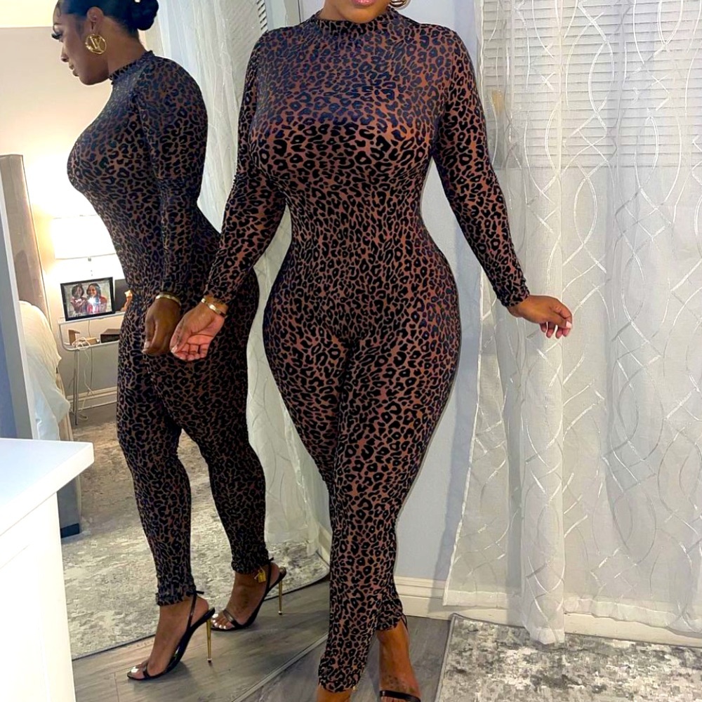 Sexy leopard jumpsuit. Beautiful material. True to size